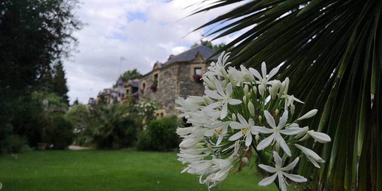 Le Clos Saint Fiacre Otel Carentoir Dış mekan fotoğraf